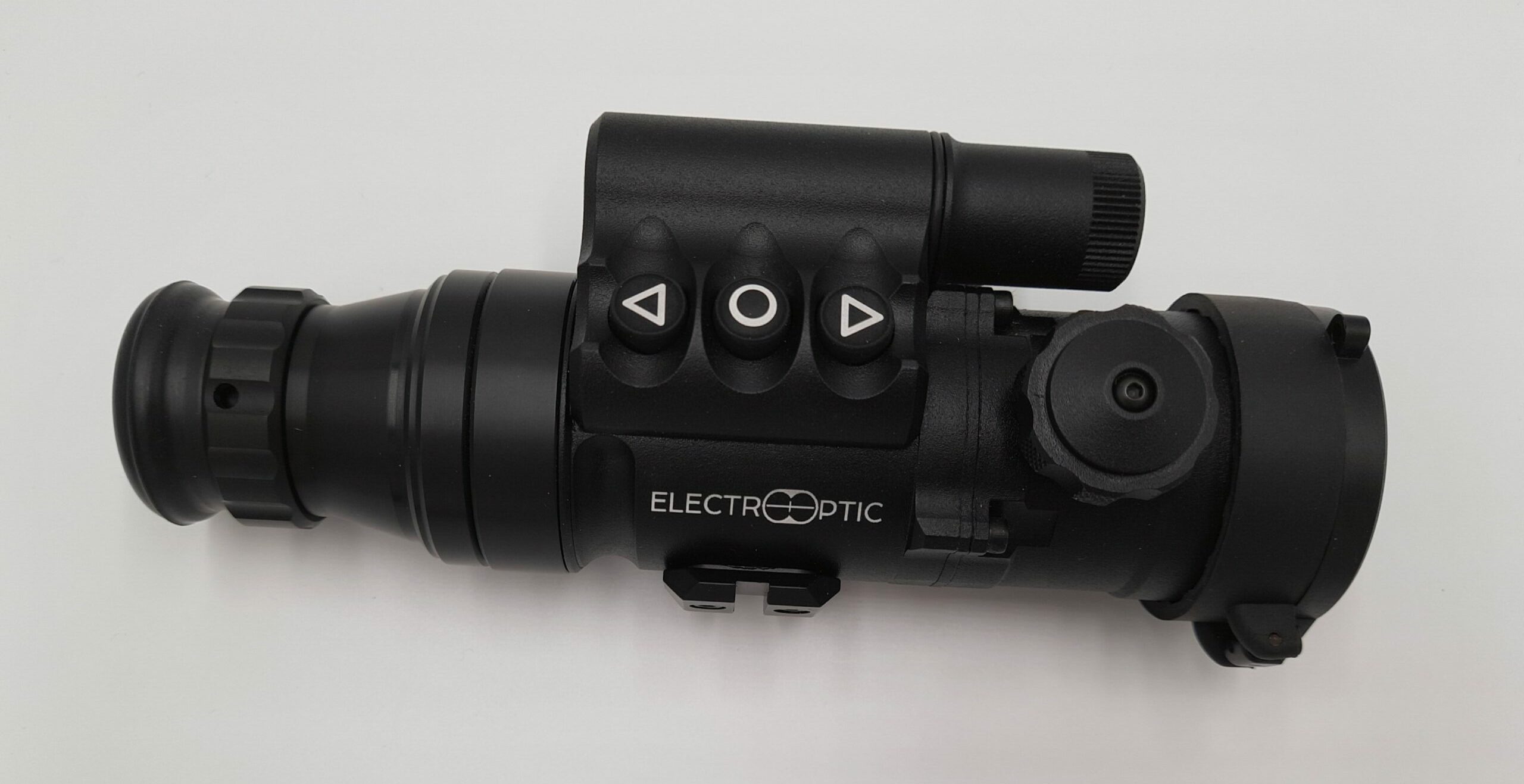 Electrooptic előtét STRIX-F 12 mikronos hőkamera előtét
